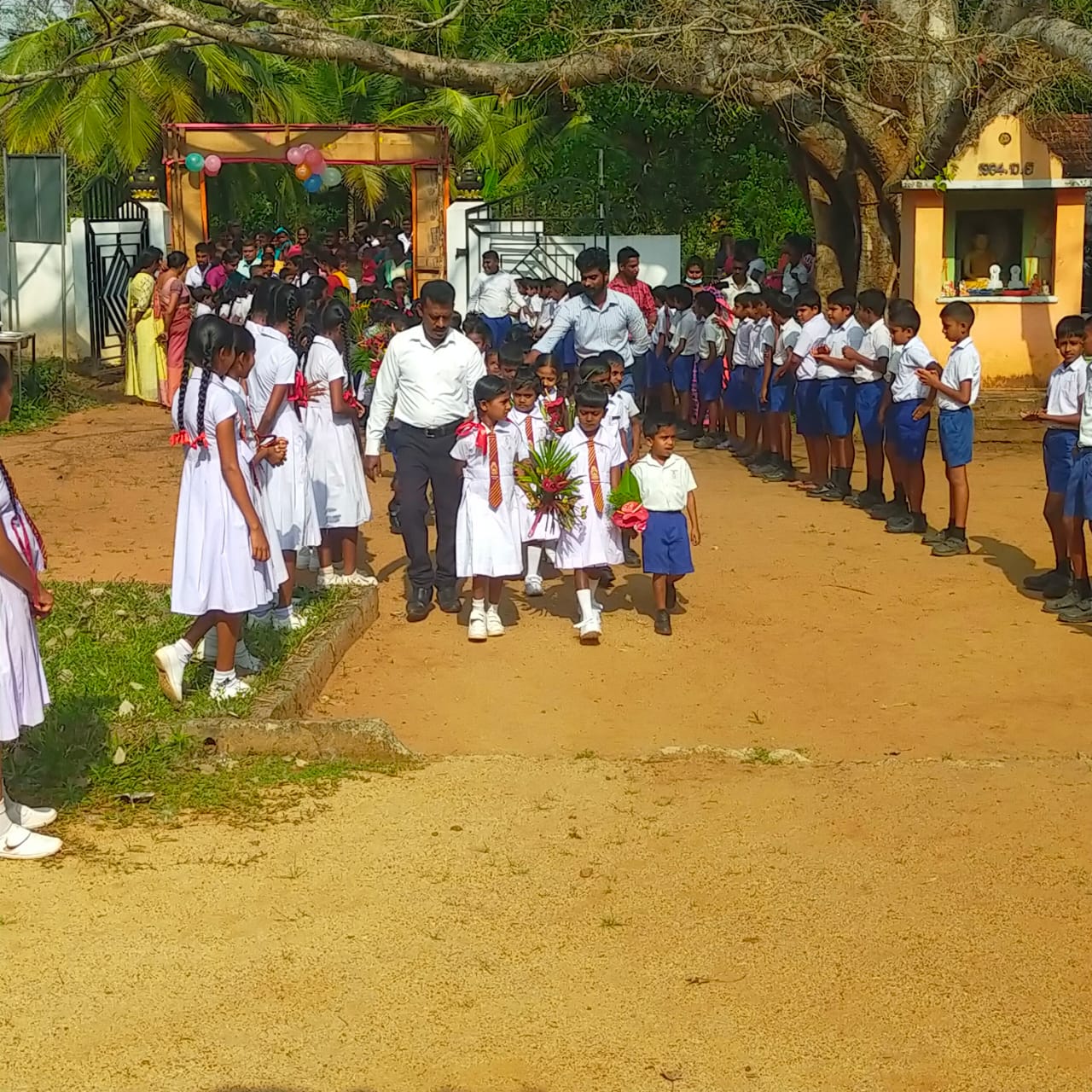 පළමු ශ්‍රේණියට සිසුන් ඇතුලත් කර ගැනිම